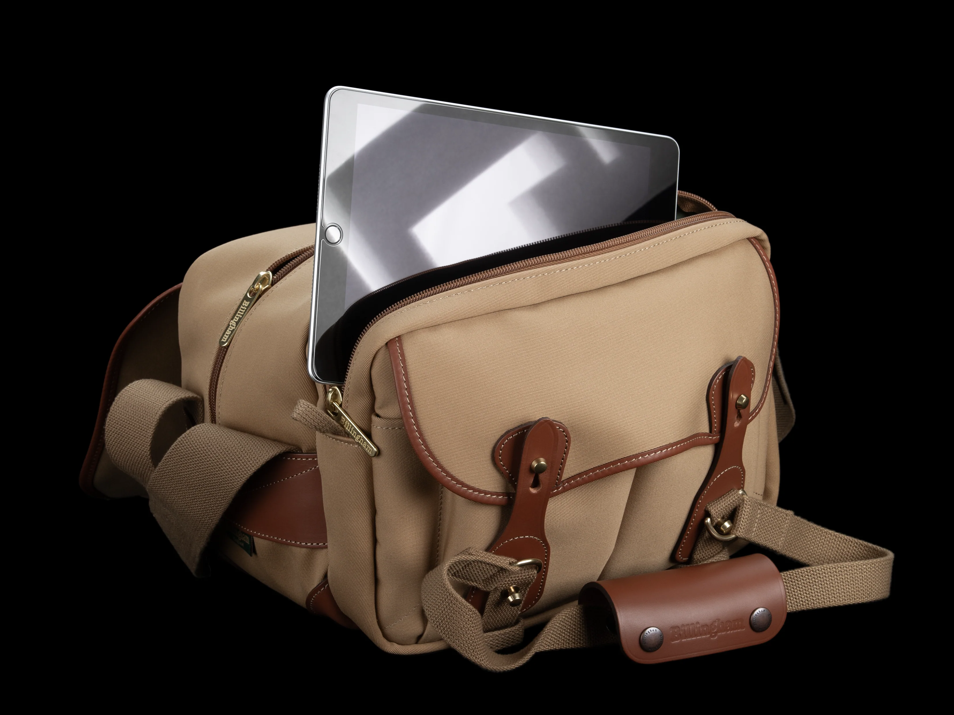 225 MKII Camera/Tablet Bag - Image 7