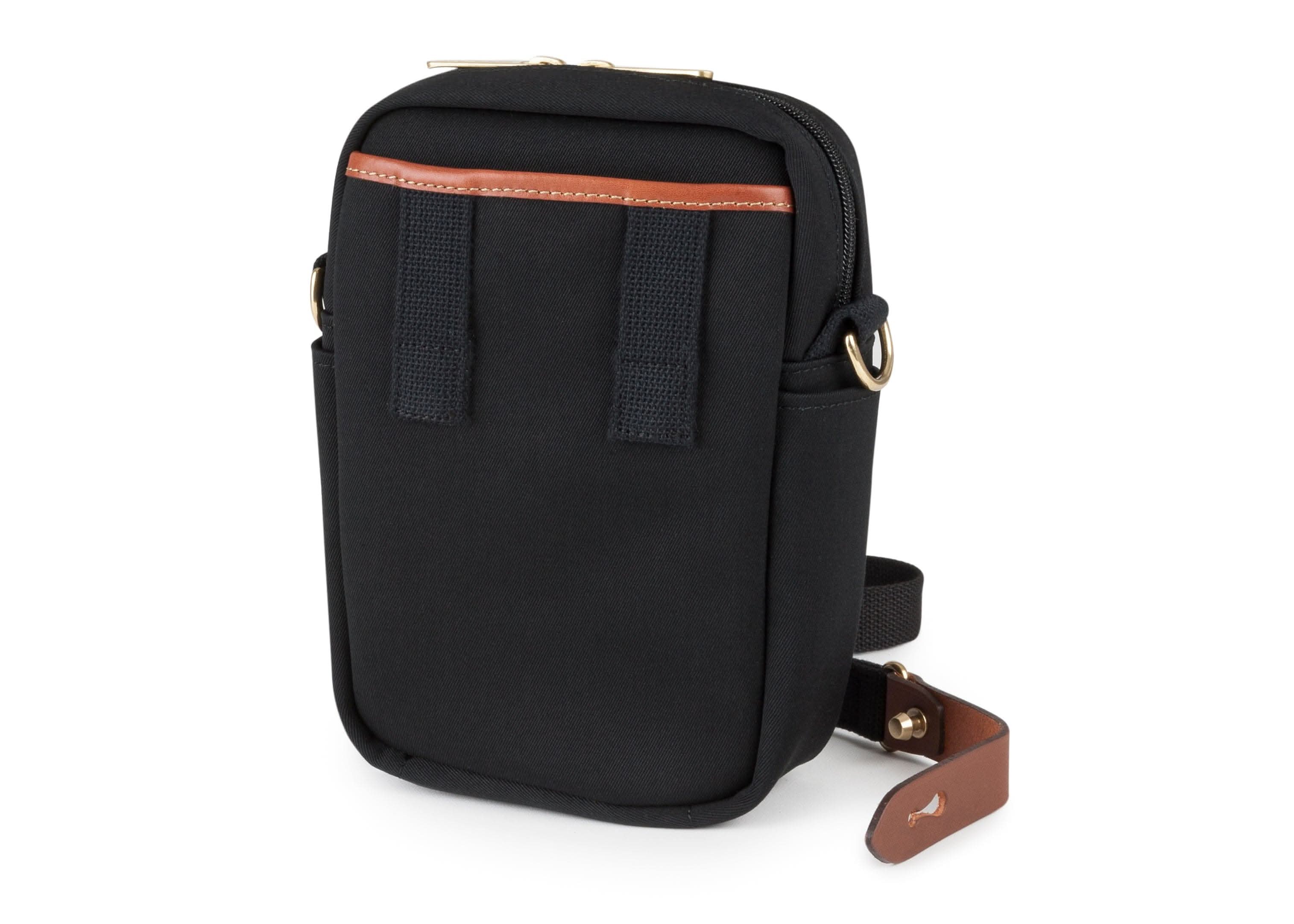 Airline Stowaway - Image 10
