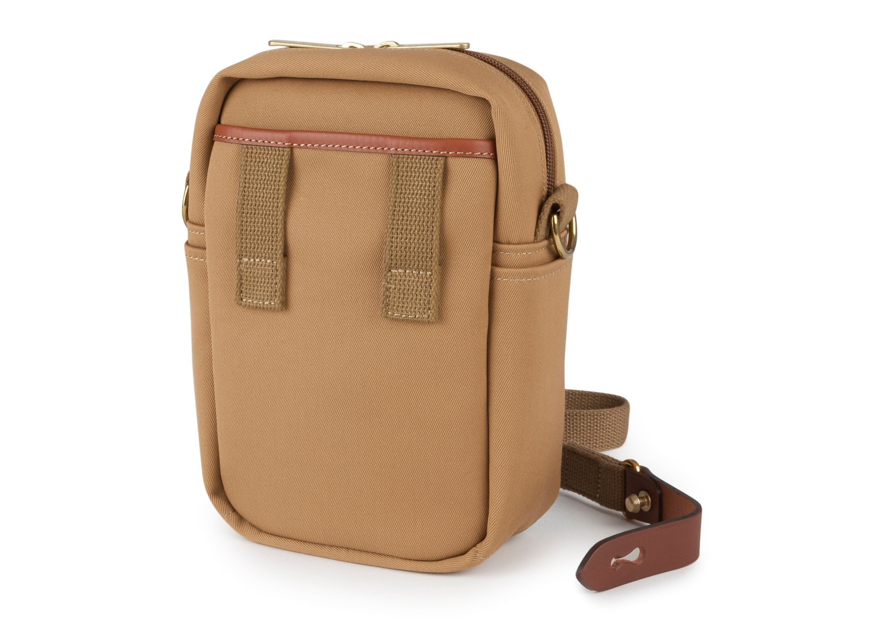 Airline Stowaway - Image 13