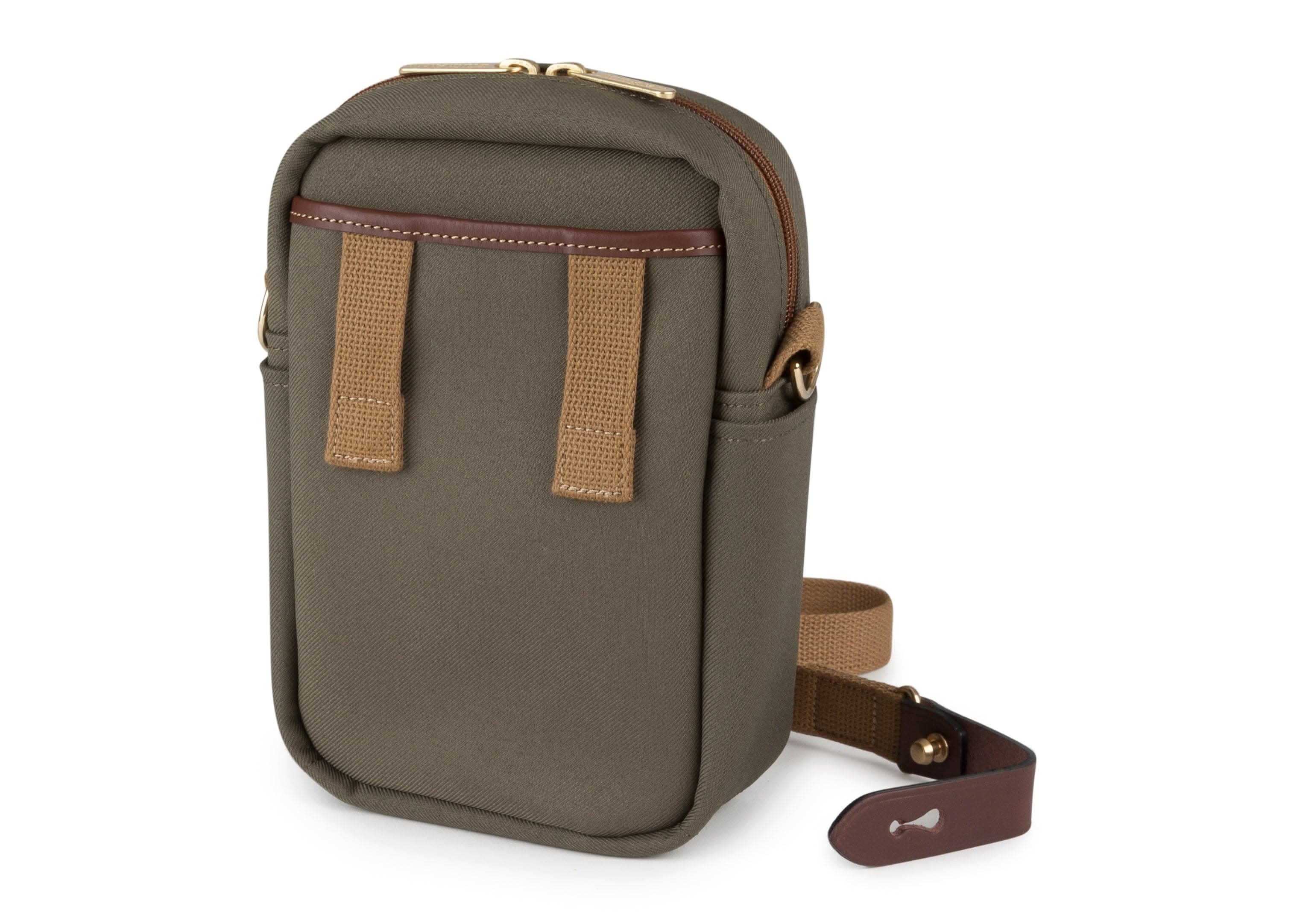 Airline Stowaway - Image 3