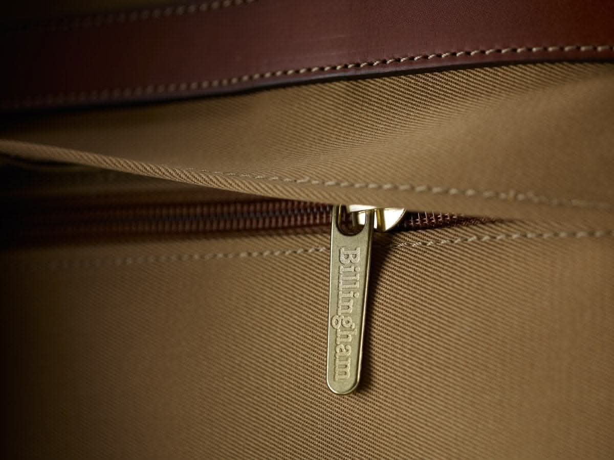 Hadley Large Pro Camera/Laptop Bag - Image 5