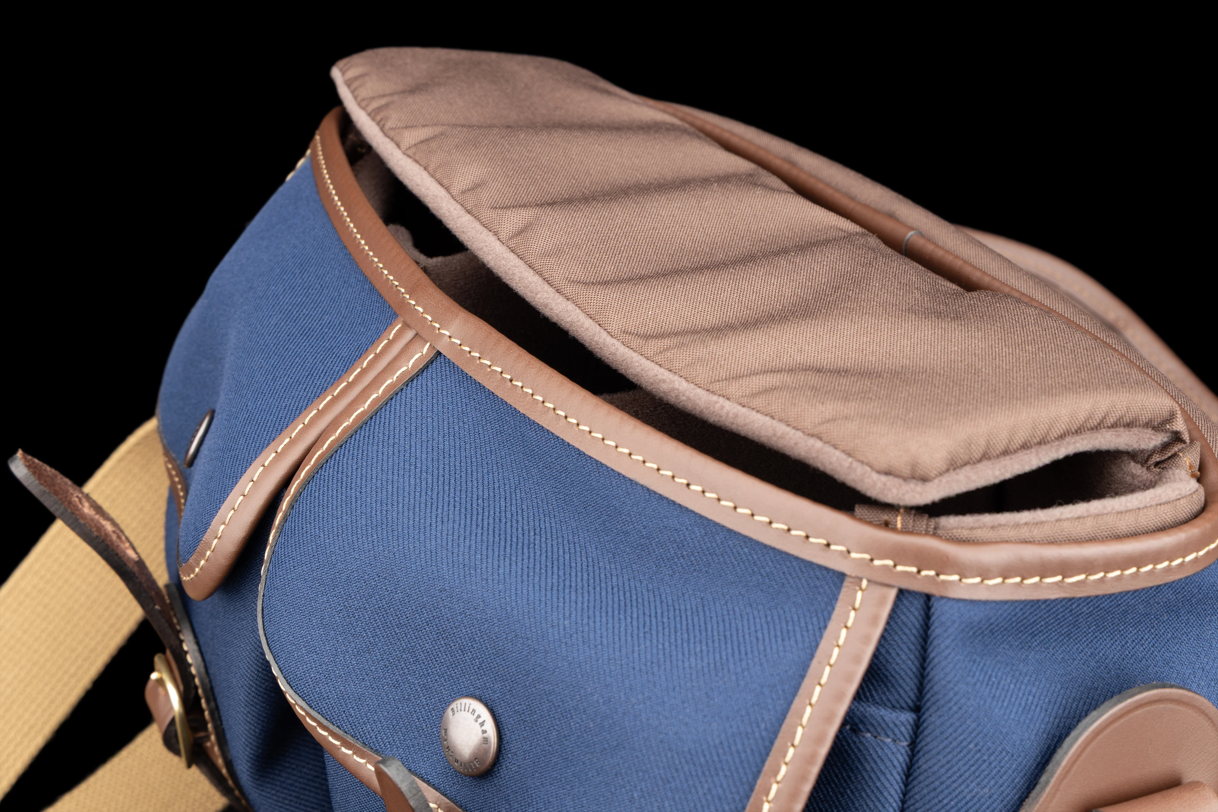 Hadley Small Pro Camera Bag - Image 70